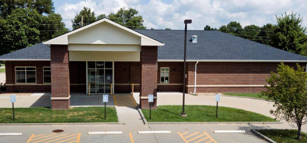 front exterior of CHC/SEK LaCygne clinic